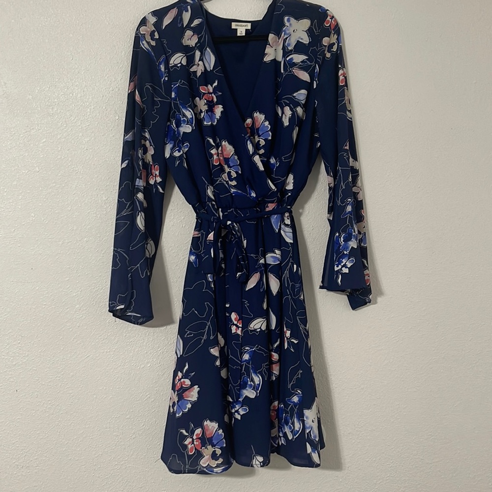 Blue Floral cocktail dress with beautiful flare sleeves size 16